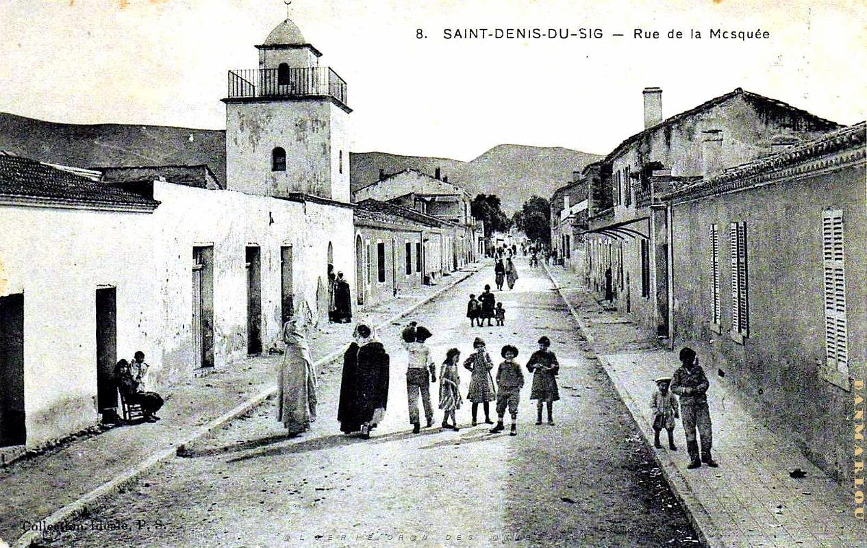 2486- Saint-Denis-du-Sig - Rue de la Mosquee.jpg